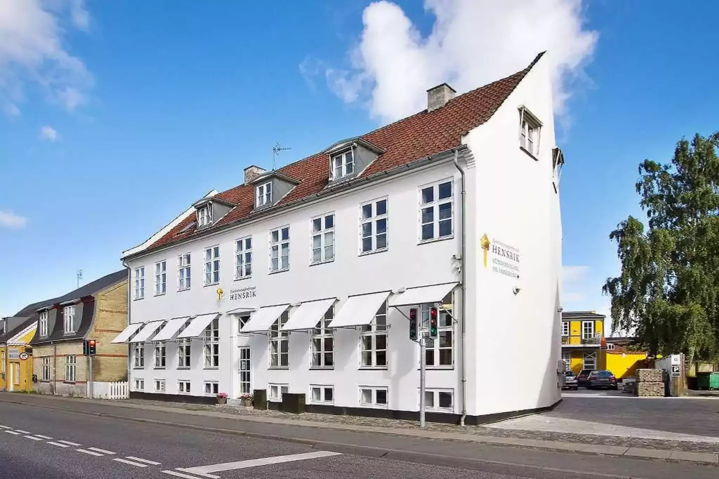 Ejendomsmæglerfirmaet HENSRIK