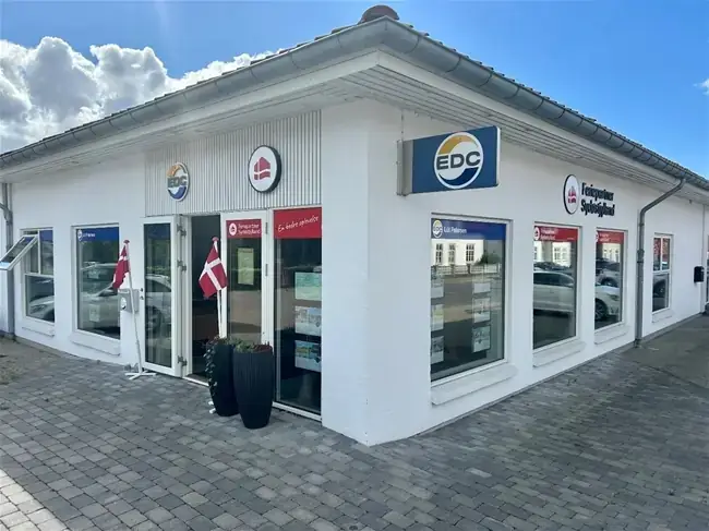 EDC Lüt Petersen ApS